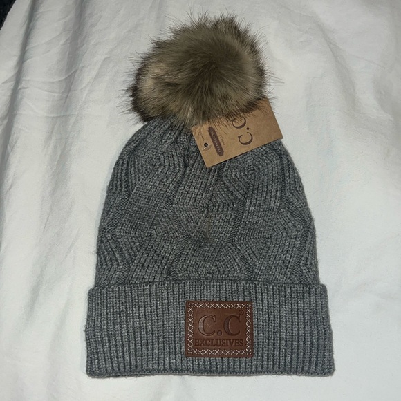 C.C. Hat - Picture 2 of 3